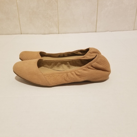 H by Halston Snake Embossed Leather Slip On Flat - Picture 3 of 6